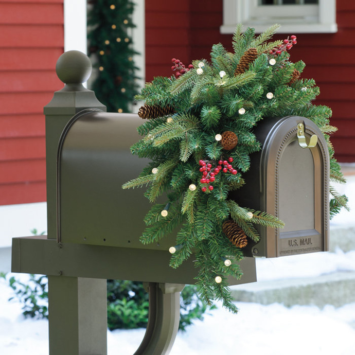 26 Ideas to Dress up Your Mailbox in a Fairy Tale Look for this