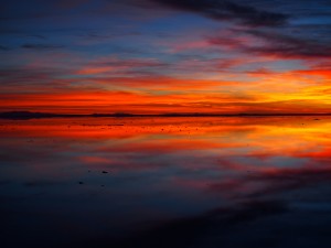 Salar de Uyuni - The World's Largest Mirror - YourAmazingPlaces.com