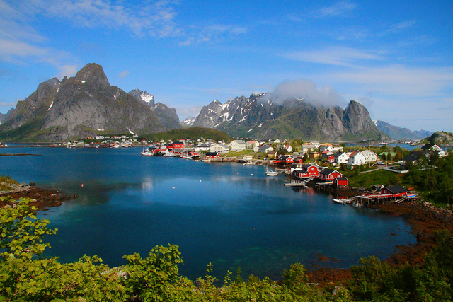 Reine - The Most Beautiful Village in Norway - YourAmazingPlaces.com