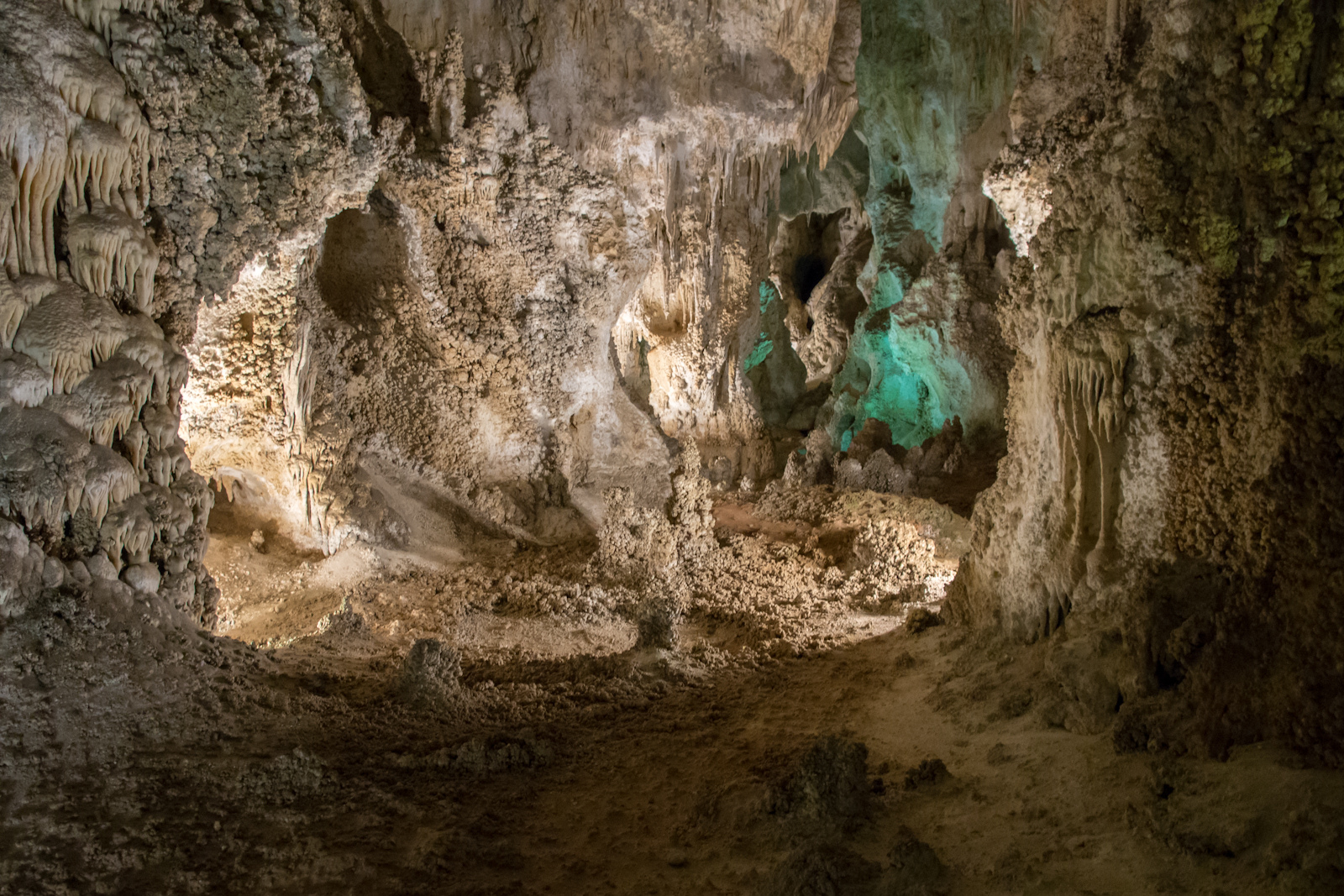 Carlsbad Cavern Show Cave, New Mexico - YourAmazingPlaces.com