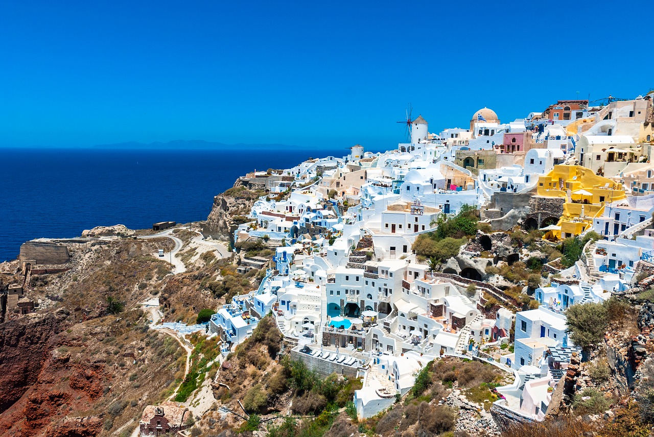 Compelling reasons to visit Santorini Islands in Greece ...