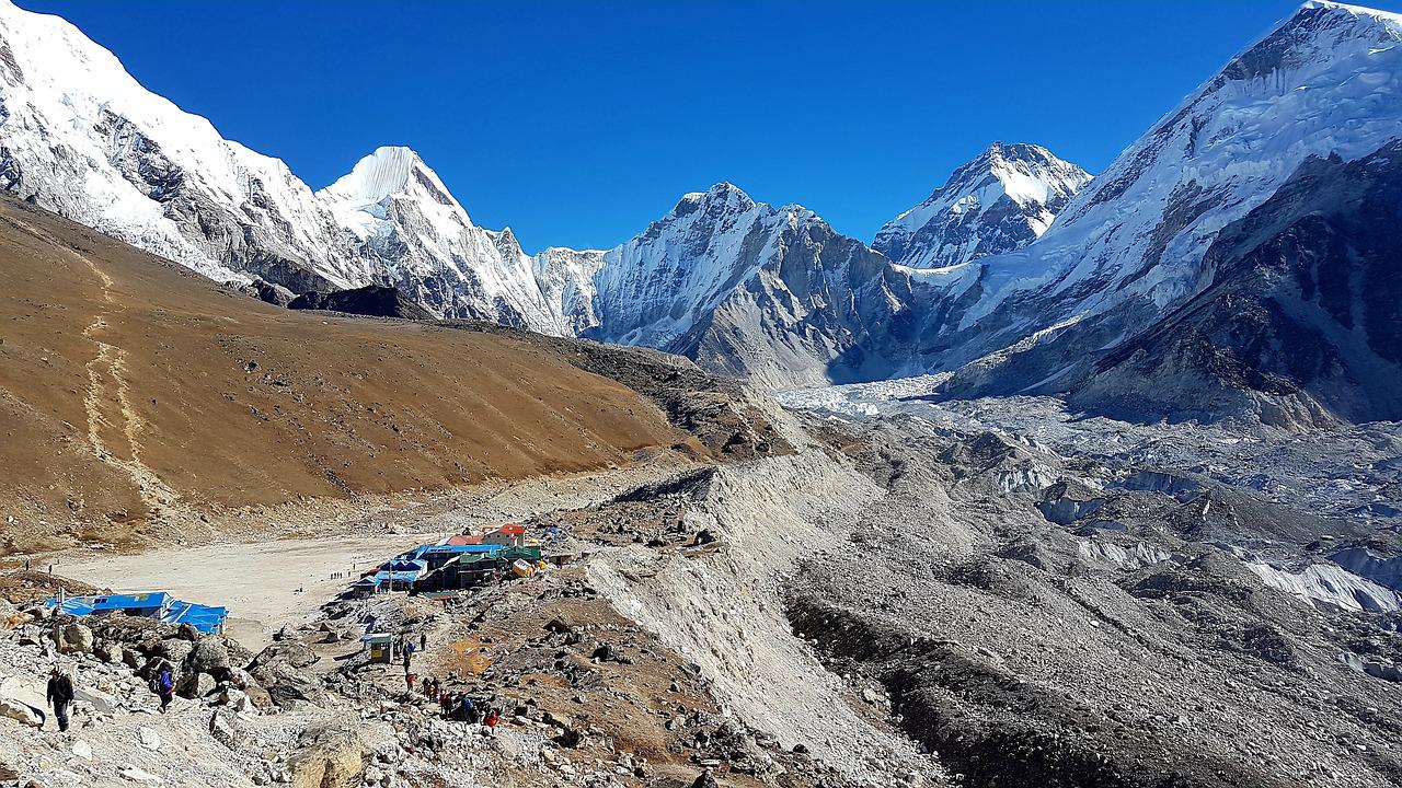 Different Camps In Mount Everest - YourAmazingPlaces.com