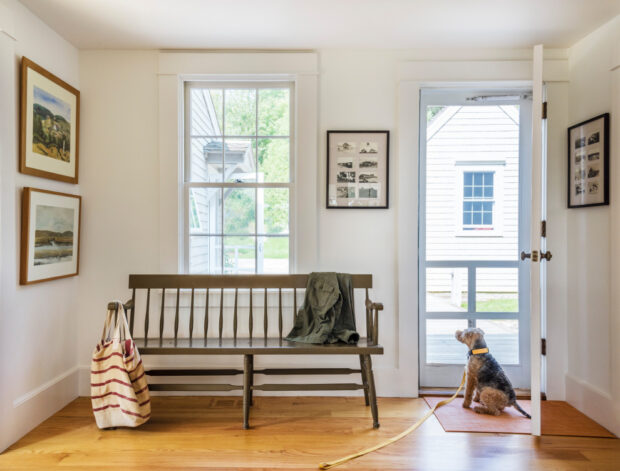 How to Design a Welcoming Entryway